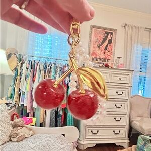 Elegant Cherry Red and Gold Keychain.NWOT🍒
